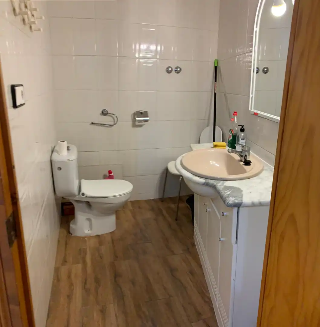 Badezimmer von Geschaftsraum zur Miete in Petrer mit Klimaanlage