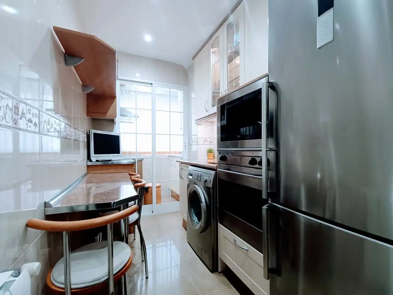 Küche von Wohnung zur Miete in Madrid mit Klimaanlage, Heizung und Parkett