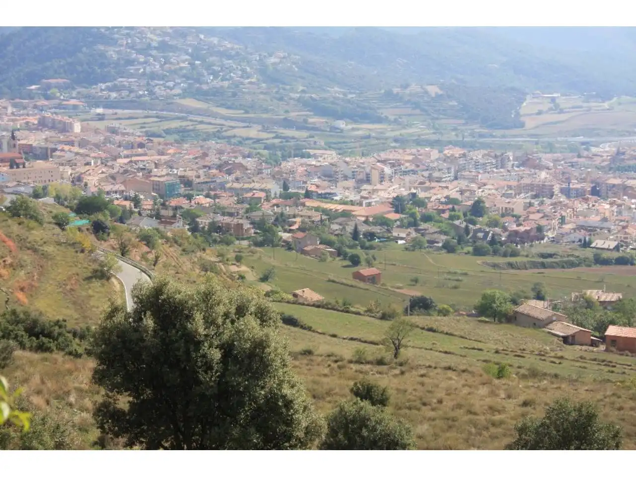 Wohnbaugrundstück zum Verkauf in Berga, imagen 5