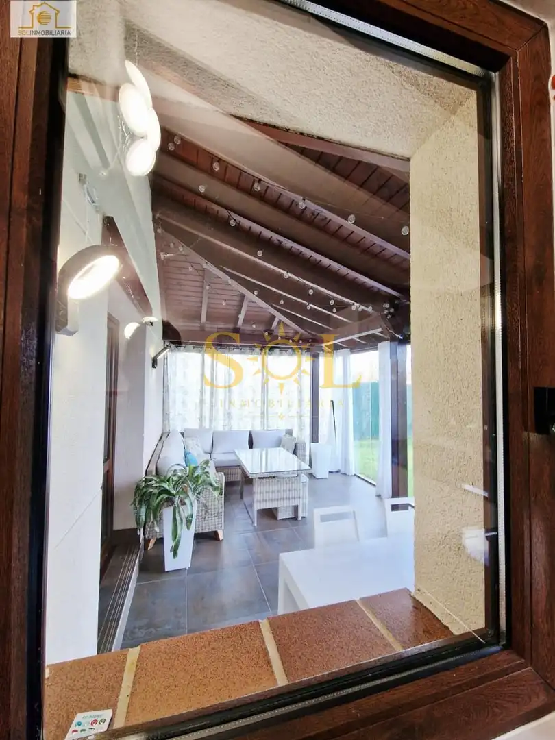 Terraza de Casa o chalet en venta en Villaquilambre con Calefacción, Jardín privado y Parquet