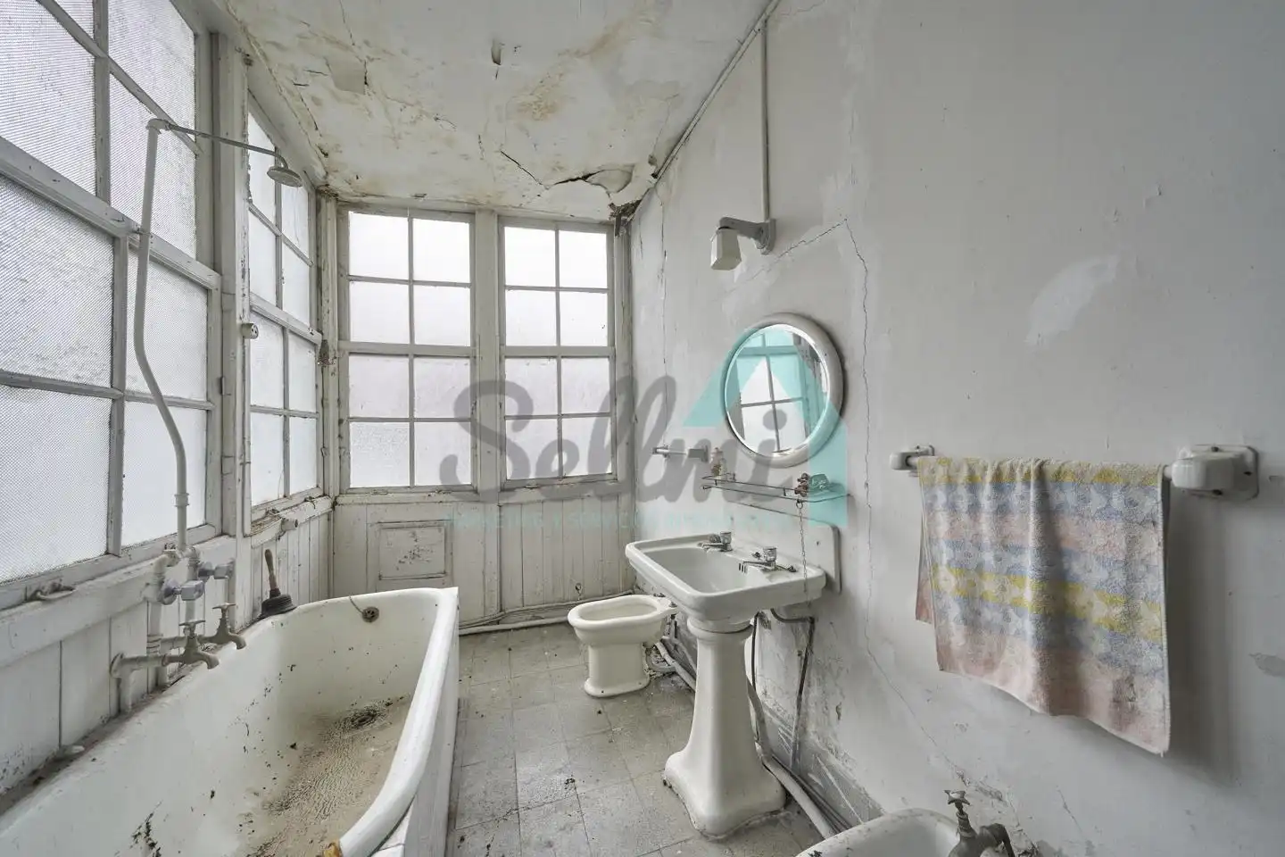 Baño de Casa o chalet en venta en Oviedo  con Jardín privado, Parquet y Terraza