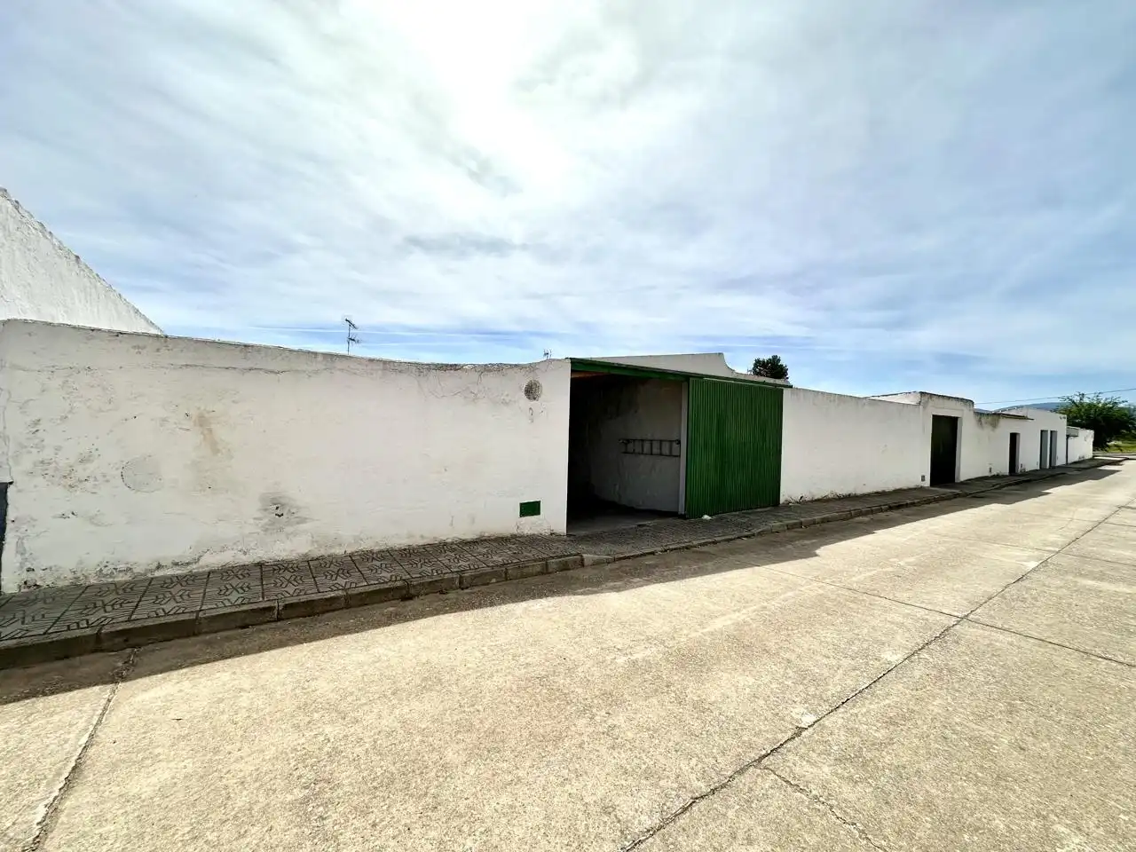 Vista exterior de Casa o chalet en venta en Antequera con Aire acondicionado, Jardín privado y Parquet