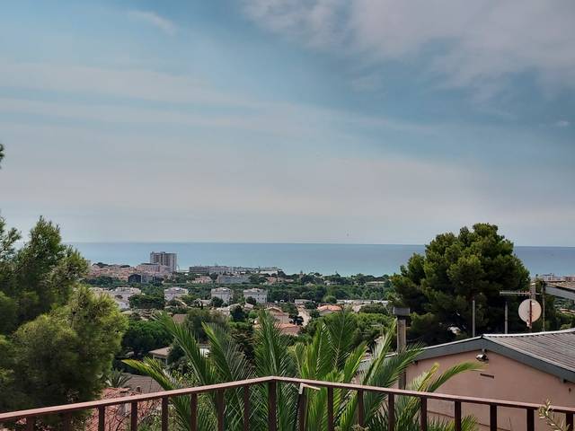 Casa-chalet en Venta en Els Masos - Els Garrofers