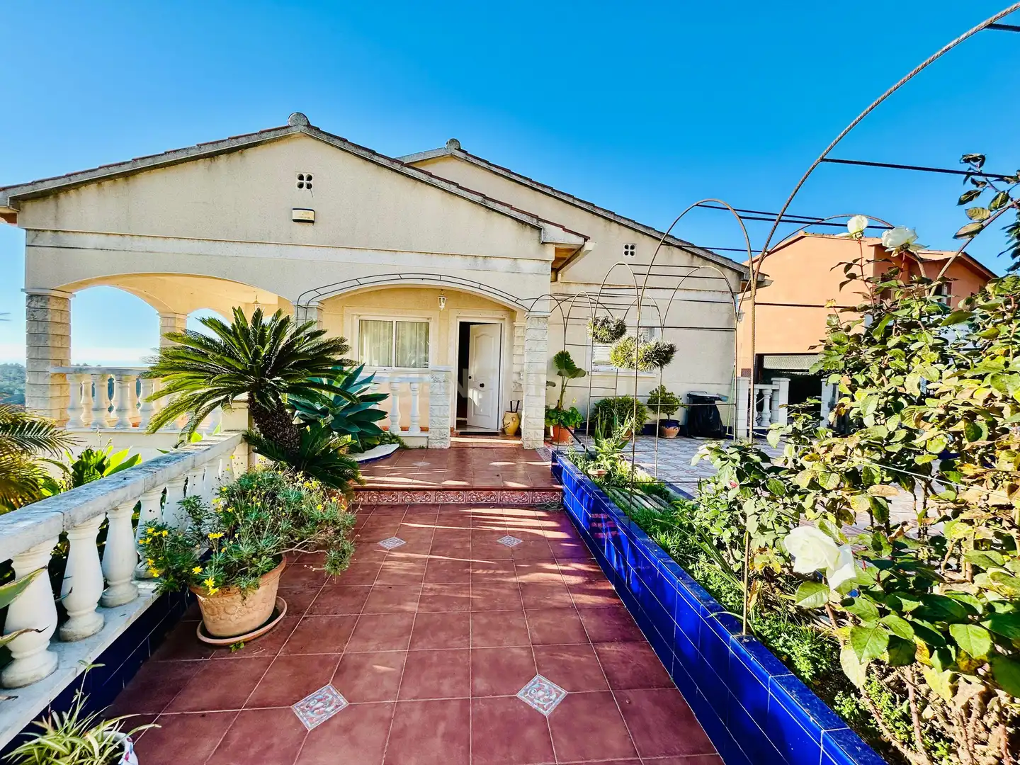 Exterior view of Houses for sale in Calafell  with Private garden and Swimming Pool