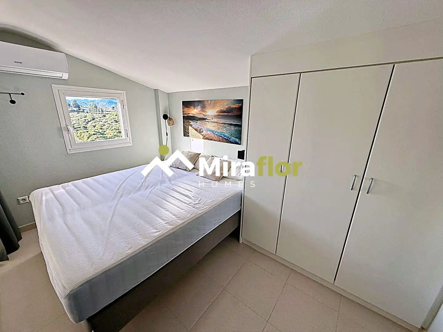 Habitación de Apartamento en venta en Dénia con Aire acondicionado, Terraza y Amueblado