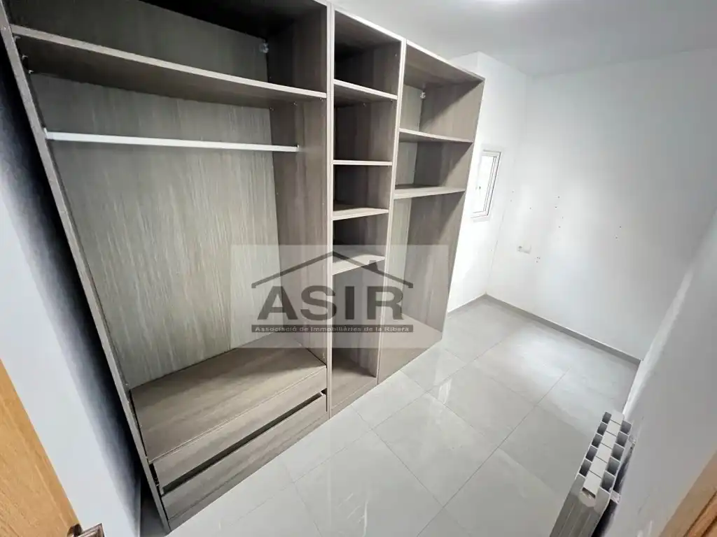 Houses for sale in Caputxins