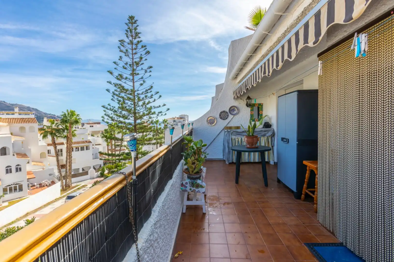 Terrasse von Wohnung zum Verkauf in Almuñécar mit Klimaanlage, Privatgarten und Terrasse