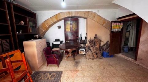 Foto 2 de Casa adosada en venda a Calle Mayor, 9, Valjunquera, Teruel