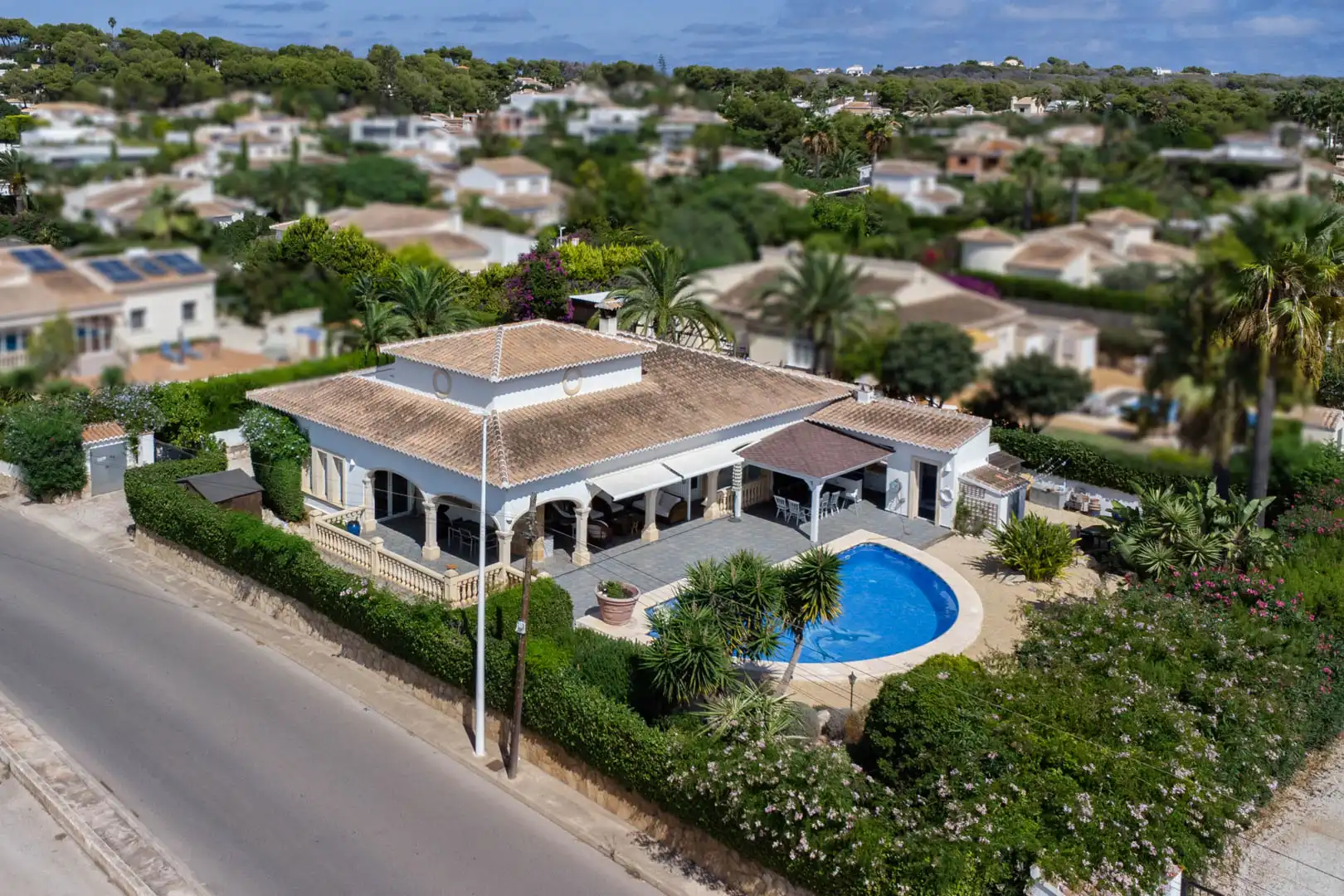 Exterior view of Houses for sale in Jávea / Xàbia  with Heating, Terrace and Swimming Pool