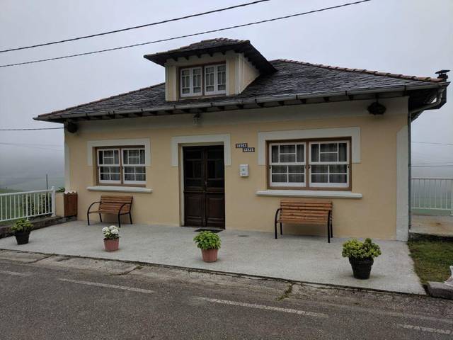 Casa-chalet en Venta en Lugar Llobredo en El Franco