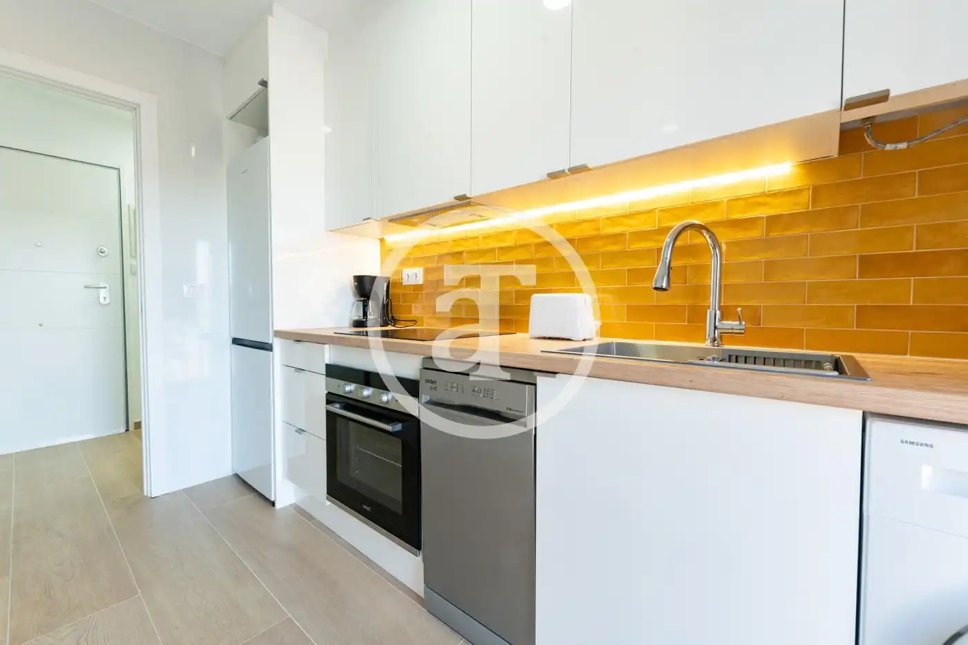 Cocina de Piso de alquiler en Madrid con Aire acondicionado, Calefacción y Amueblado
