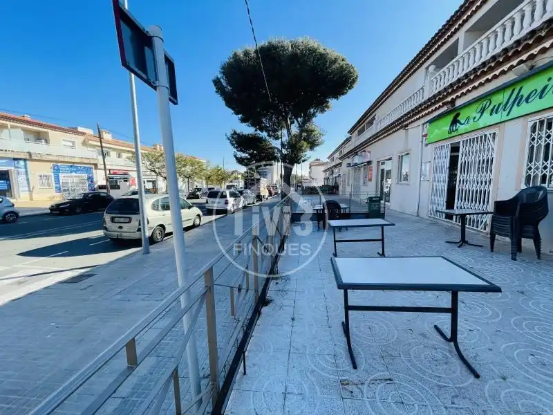 Vista exterior de Local en venta en Mont-roig del Camp con Aire acondicionado y Calefacción