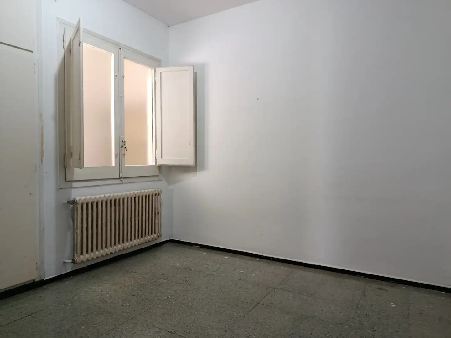 Schlafzimmer von Wohnung zum Verkauf in Girona mit Heizung, Terrasse und Balkon