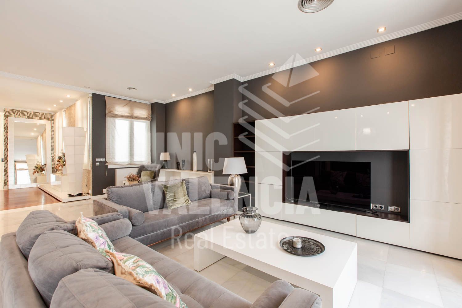Living room of Flat to rent in  Valencia Capital  with Air Conditioner, Heating and Furnished