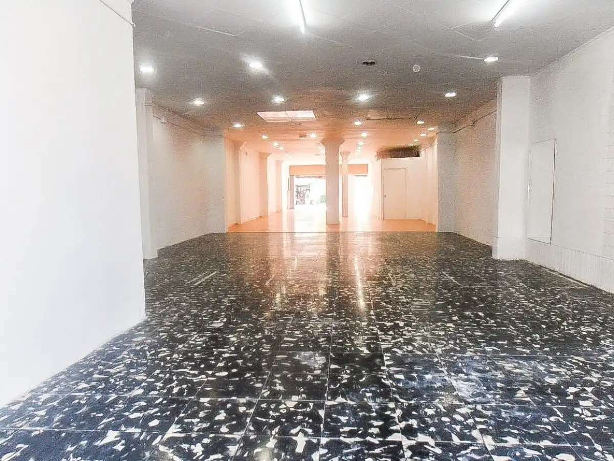 Local comercial de lloguer a Centre - Sant Oleguer, imagen 16