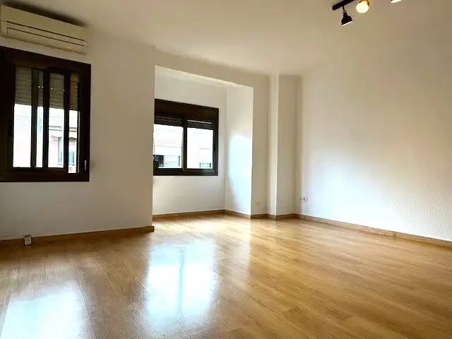 Wohnung zur Miete in Sant Boi de Llobregat, Barcelona