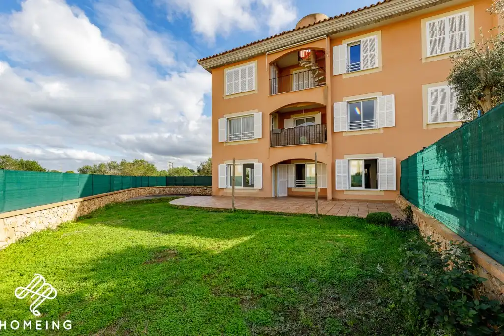 Vista exterior de Planta baja en venta en Llucmajor con Aire acondicionado, Jardín privado y Parquet