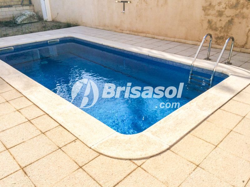 Piscina de Àtic en venda en Mont-roig del Camp amb Aire condicionat, Terrassa i Balcó