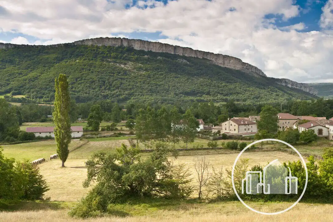 Vista exterior de Casa o chalet en venta en Merindad de Sotoscueva con Calefacción, Terraza y Balcón