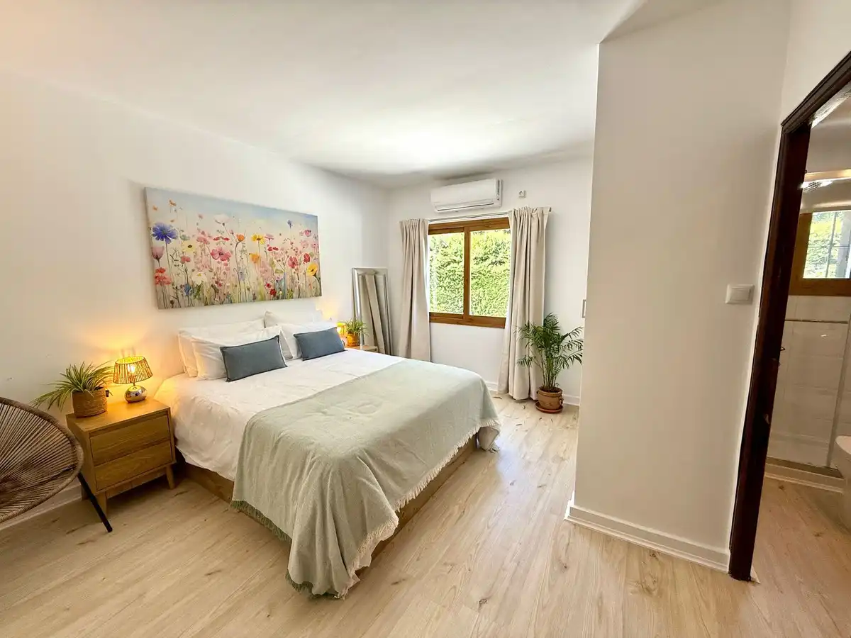 Habitación de Casa o chalet de alquiler en Marbella con Aire acondicionado, Jardín privado y Piscina