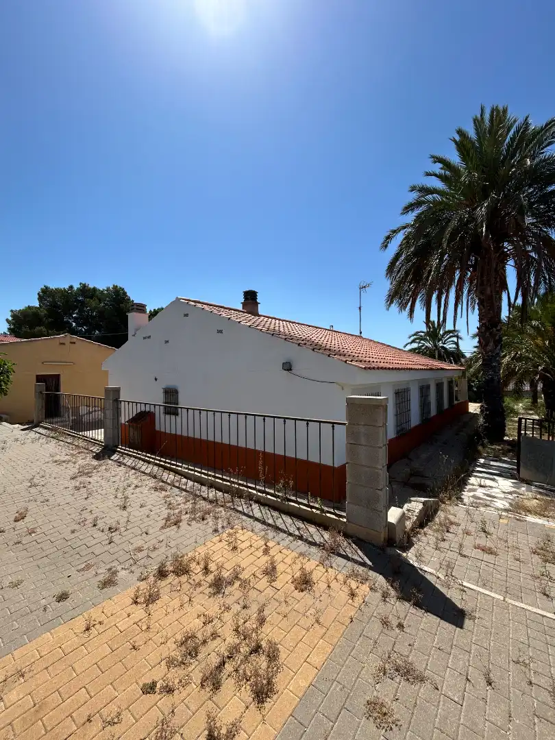 Exterior view of Houses for sale in Alicante / Alacant  with Air Conditioner, Heating and Private garden