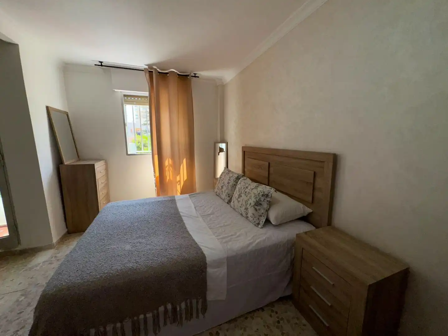 Dormitori de Dúplex de lloguer en La Línea de la Concepción