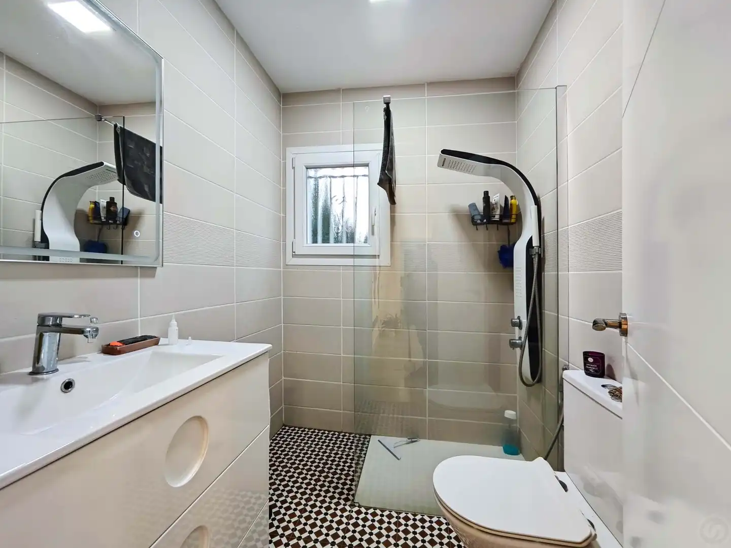 Baño de Casa adosada en venta en Empuriabrava con Terraza, Trastero y Piscina