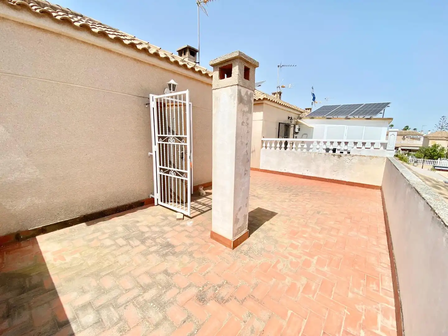 Terraza de Casa o chalet de alquiler en Torrevieja con Aire acondicionado, Calefacción y Jardín privado