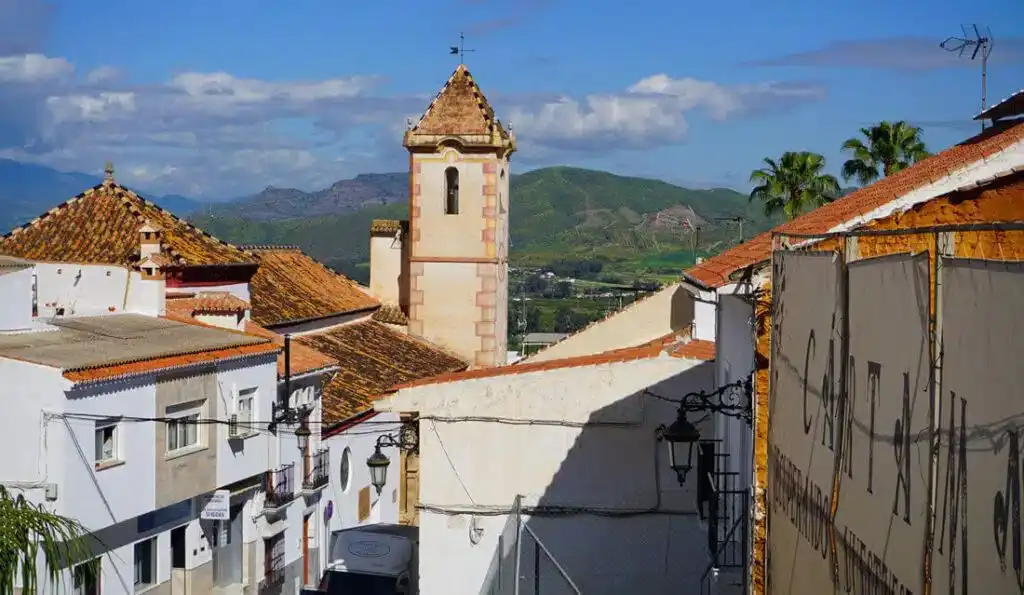 Vista exterior de Casa o chalet en venta en Cártama con Calefacción, Terraza y Trastero