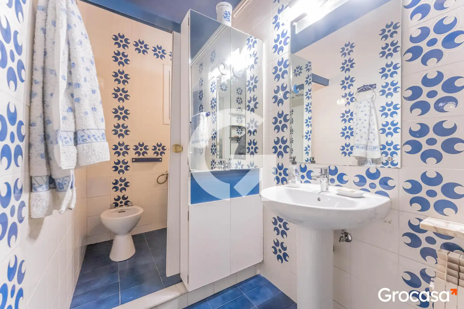 Baño de Piso en venta en Cornellà de Llobregat con Aire acondicionado, Calefacción y Terraza