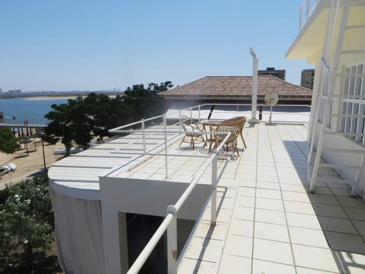 Terrassa de Casa o xalet de lloguer en Punta Umbría amb Jardí privat, Moblat i Balcó