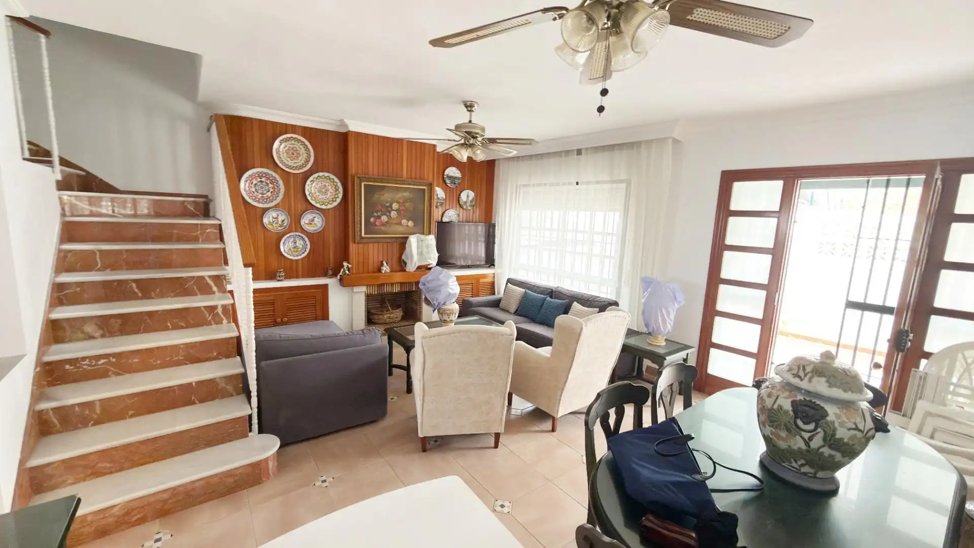 Sala de estar de Casa adosada de alquiler en Punta Umbría con Terraza y Piscina comunitaria