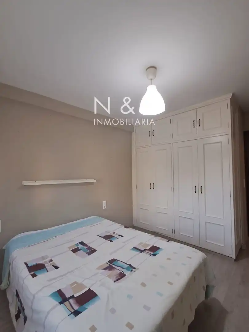 Flat for rent in Santa Uxia de Ribeira (De, Campus Norte - San Caetano