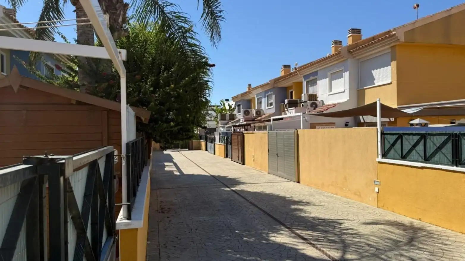 Exterior view of Houses for sale in El Mojón