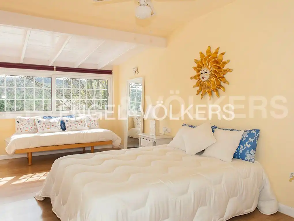 Habitación de Casa o chalet en venta en Sant Cugat del Vallès con Aire acondicionado, Calefacción y Jardín privado