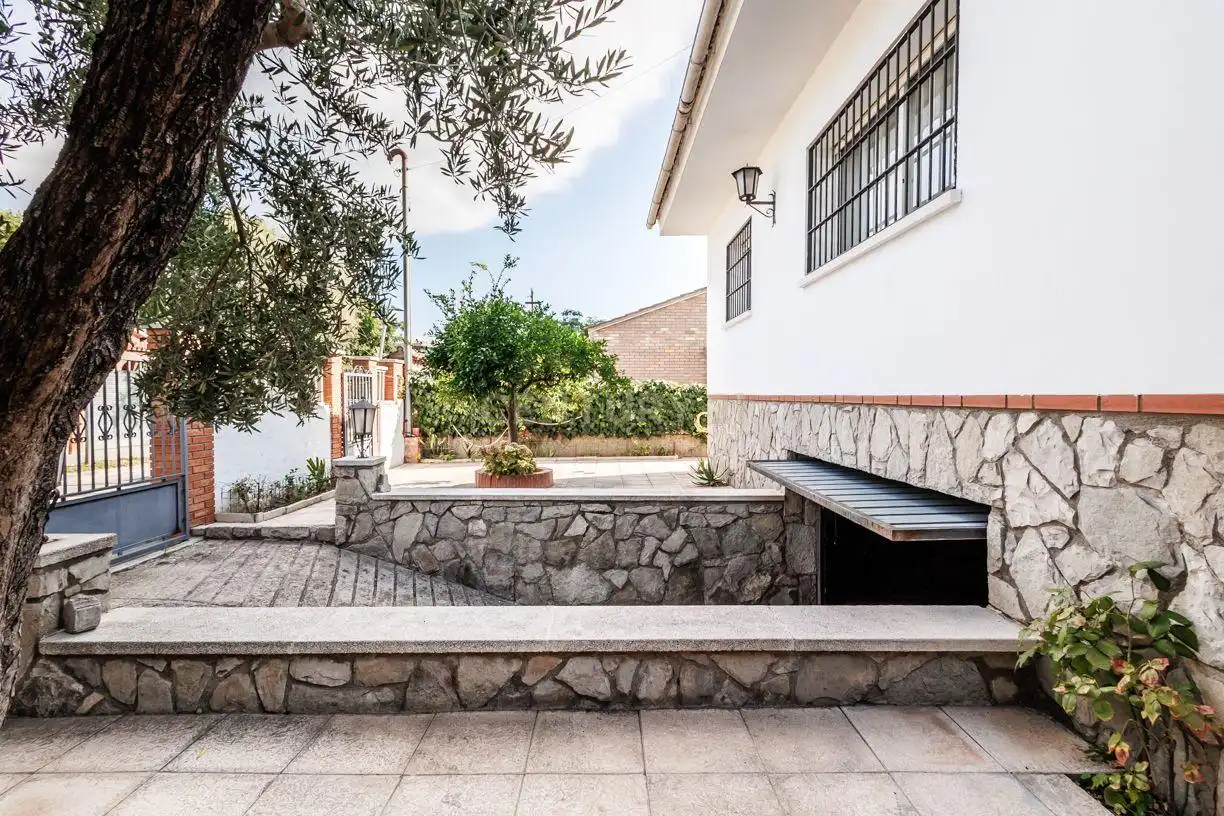 House with pool for sale in Carrer de les Orquídies, Viladecans, Spain, imagen 65