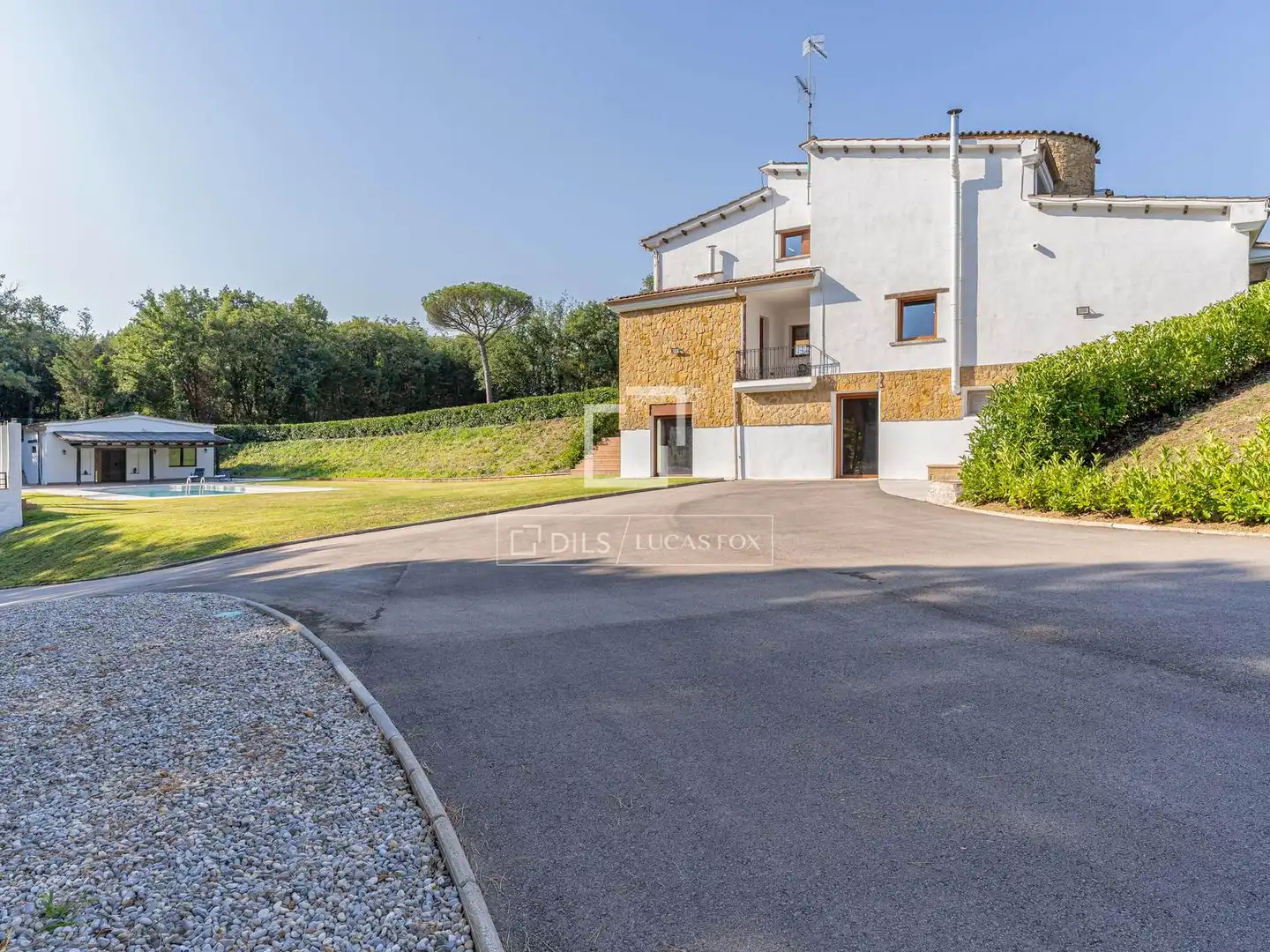 Vista exterior de Finca rústica en venda en Gualba amb Calefacció, Jardí privat i Terrassa