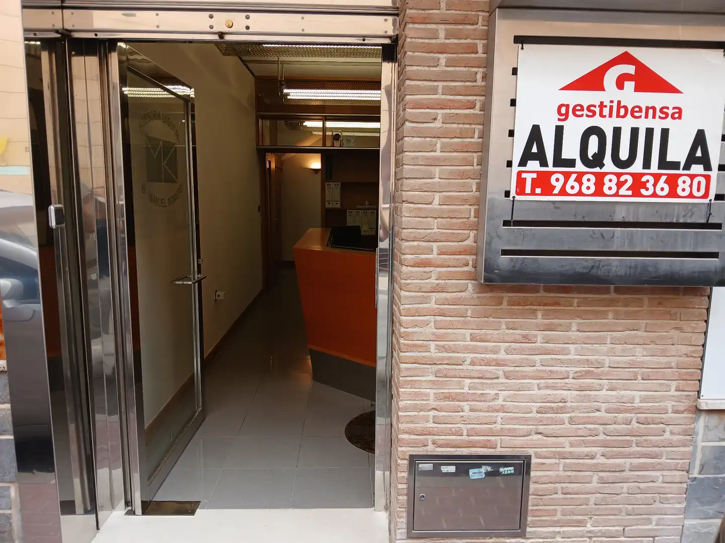 Gewerbefläche zur Miete in Calle Adrián Viudes 2