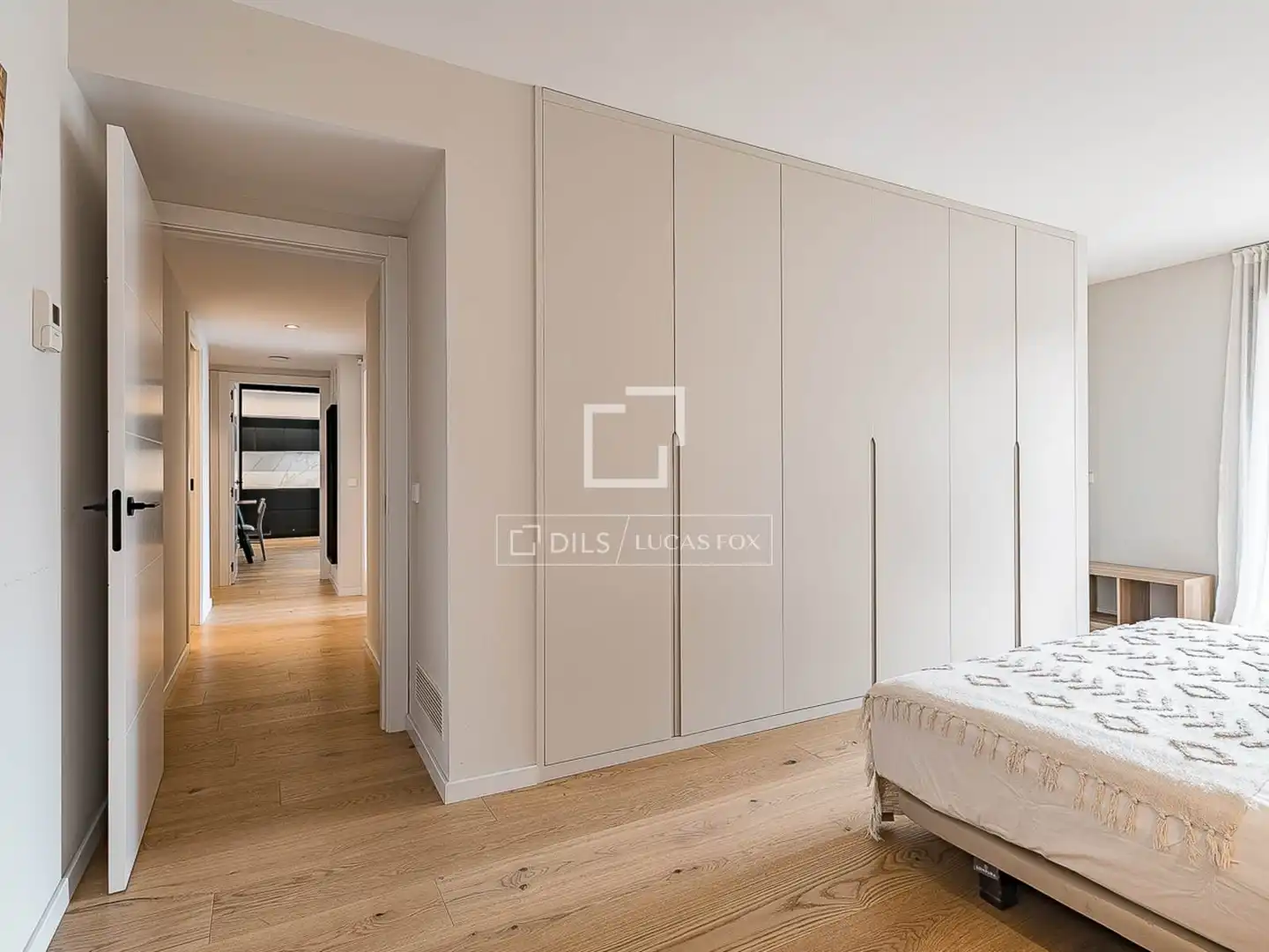 Habitación de Piso en venta en Barcelona con Aire acondicionado, Terraza y Balcón