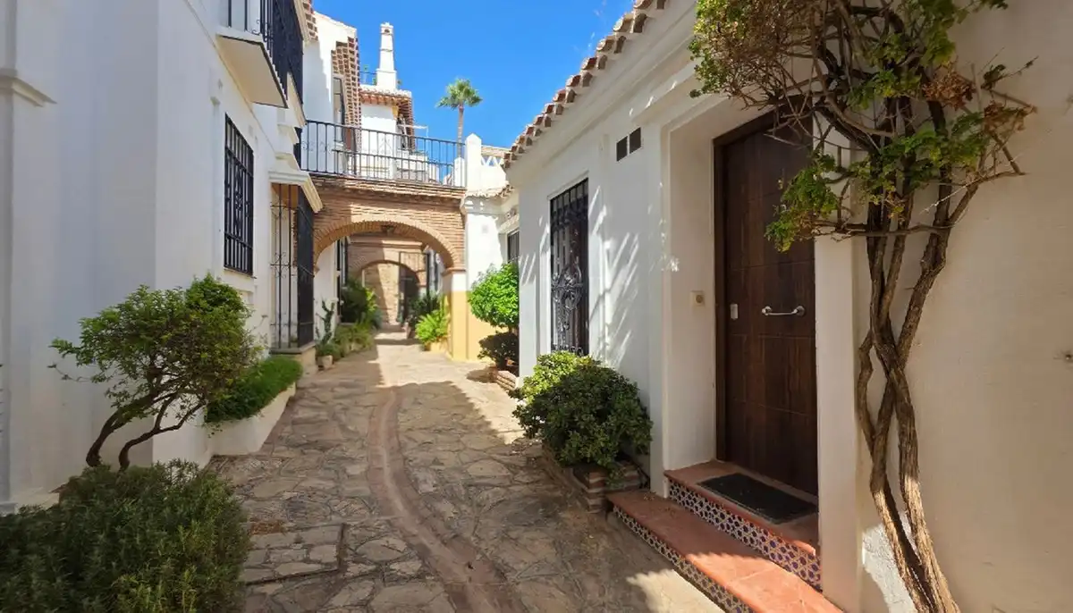 Exterior view of Houses for sale in Mijas  with Terrace and Community pool