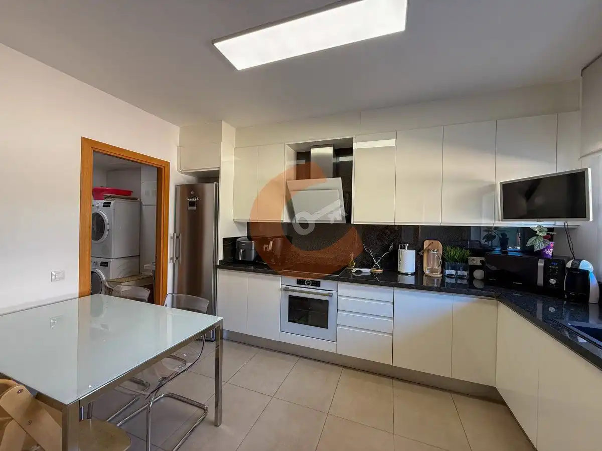 Cuina de Casa o xalet en venda en El Vendrell amb Aire condicionat, Calefacció i Terrassa