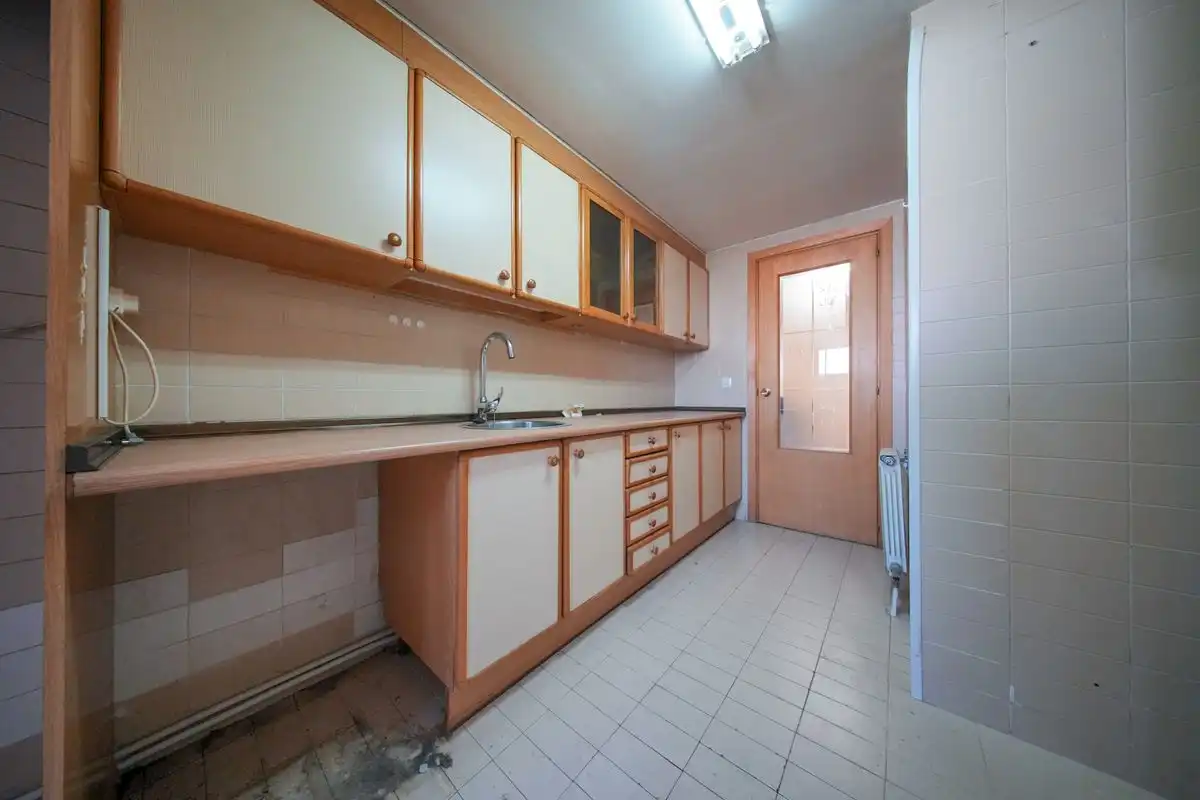Flat with terrace for sale in Calle de Fermín Caballero, imagen 9