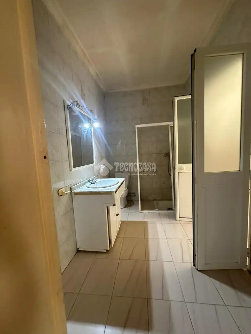 Bathroom of Houses for sale in El Viso del Alcor  with Terrace
