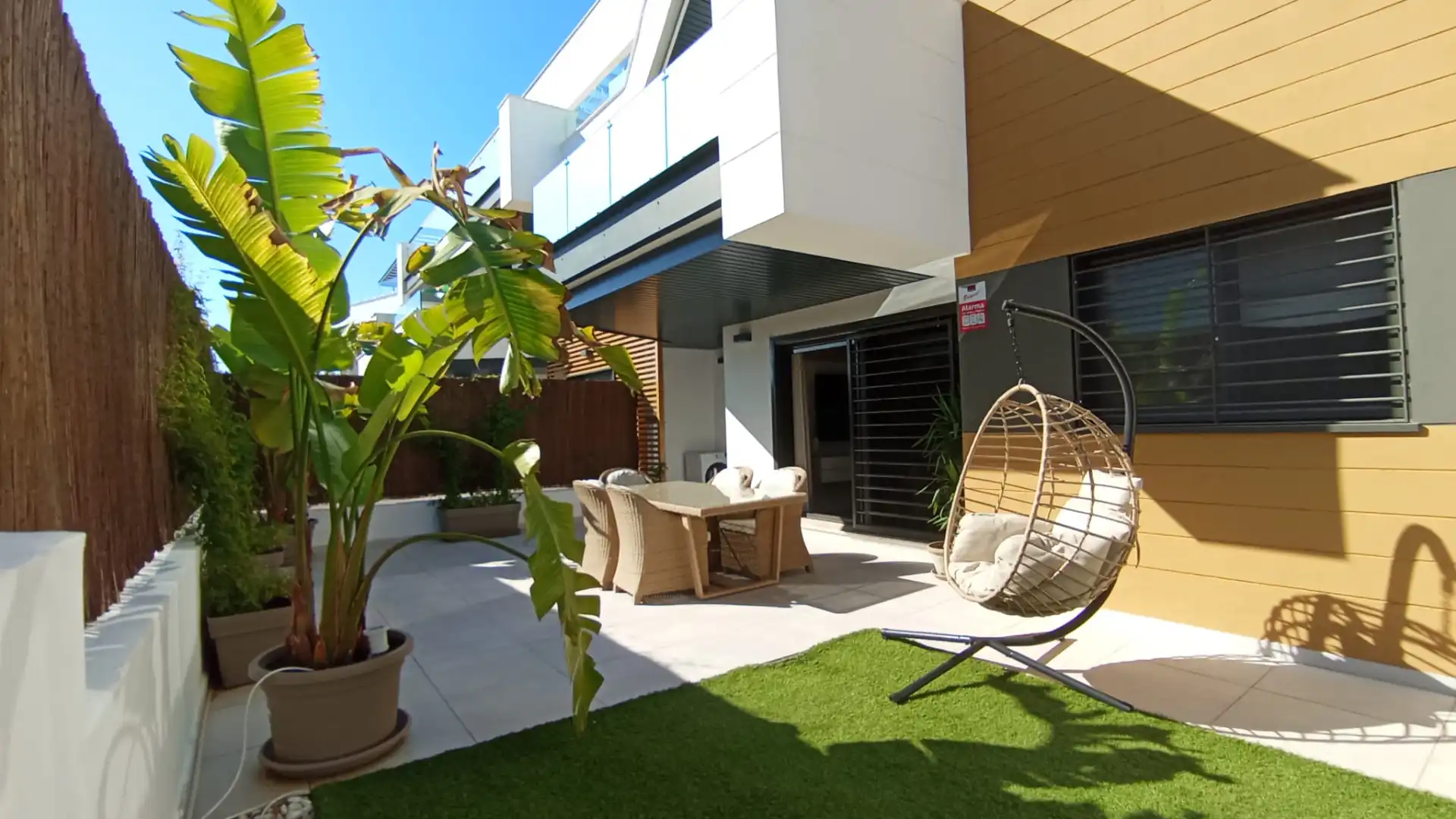 Terrace of Flat for sale in  Córdoba Capital  with Air Conditioner, Heating and Private garden