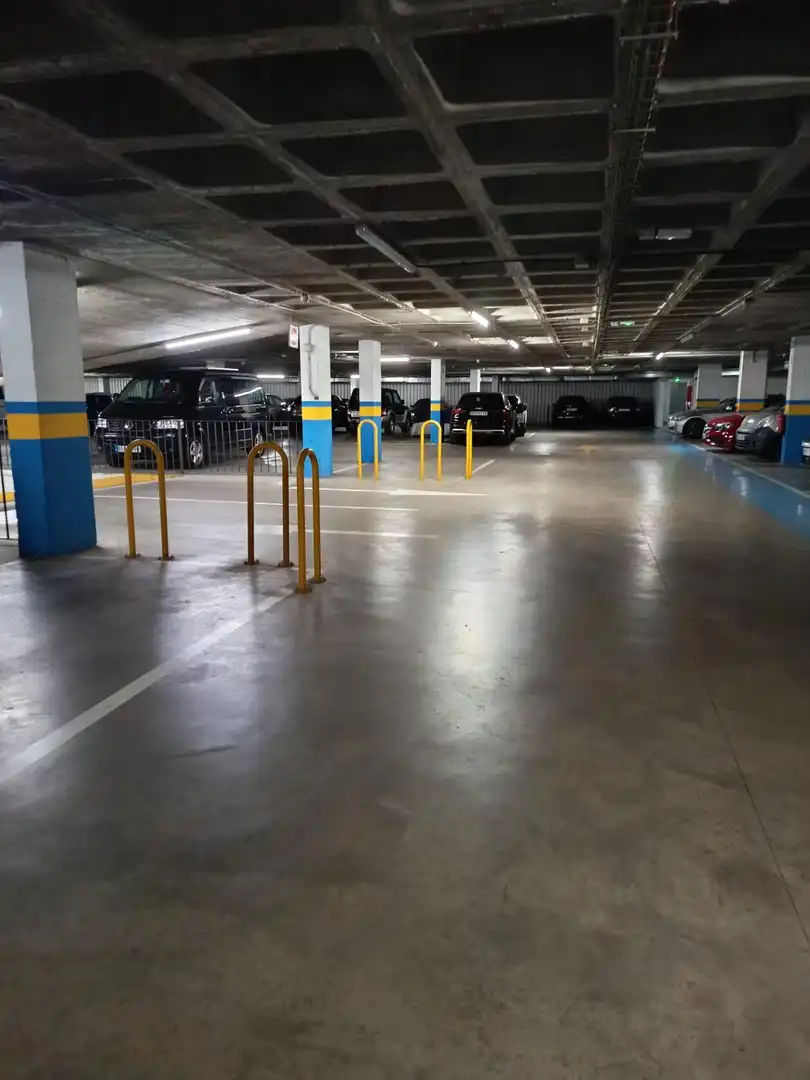 Aparcament de Garatge en venda en Sevilla