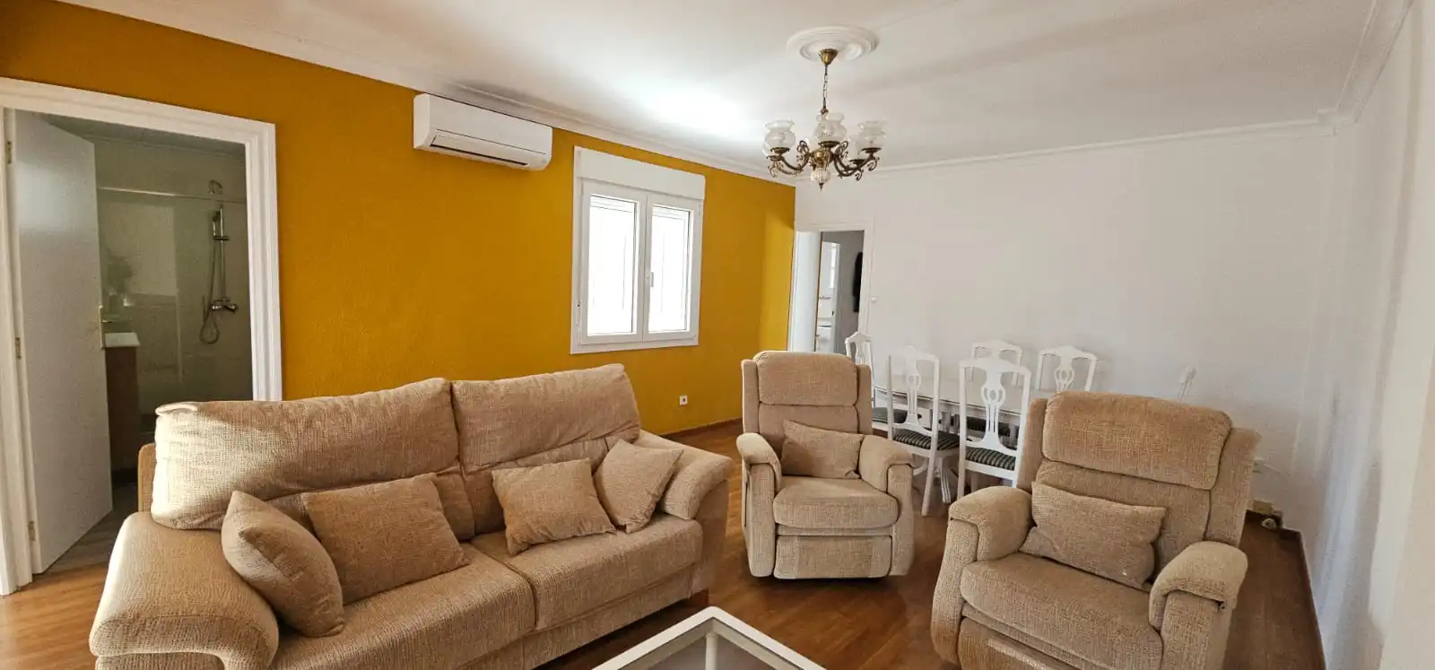 Sala d'estar de Pis en venda en Puertollano amb Aire condicionat, Moblat i Balcó
