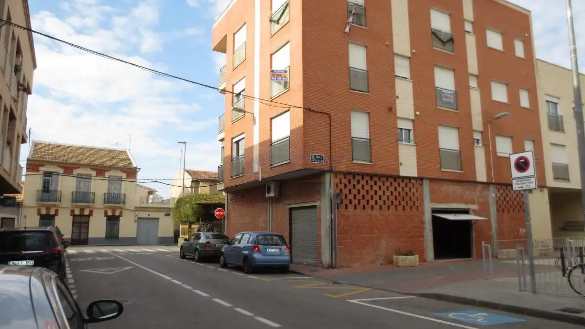 Vista exterior de Local en venta en Murcia