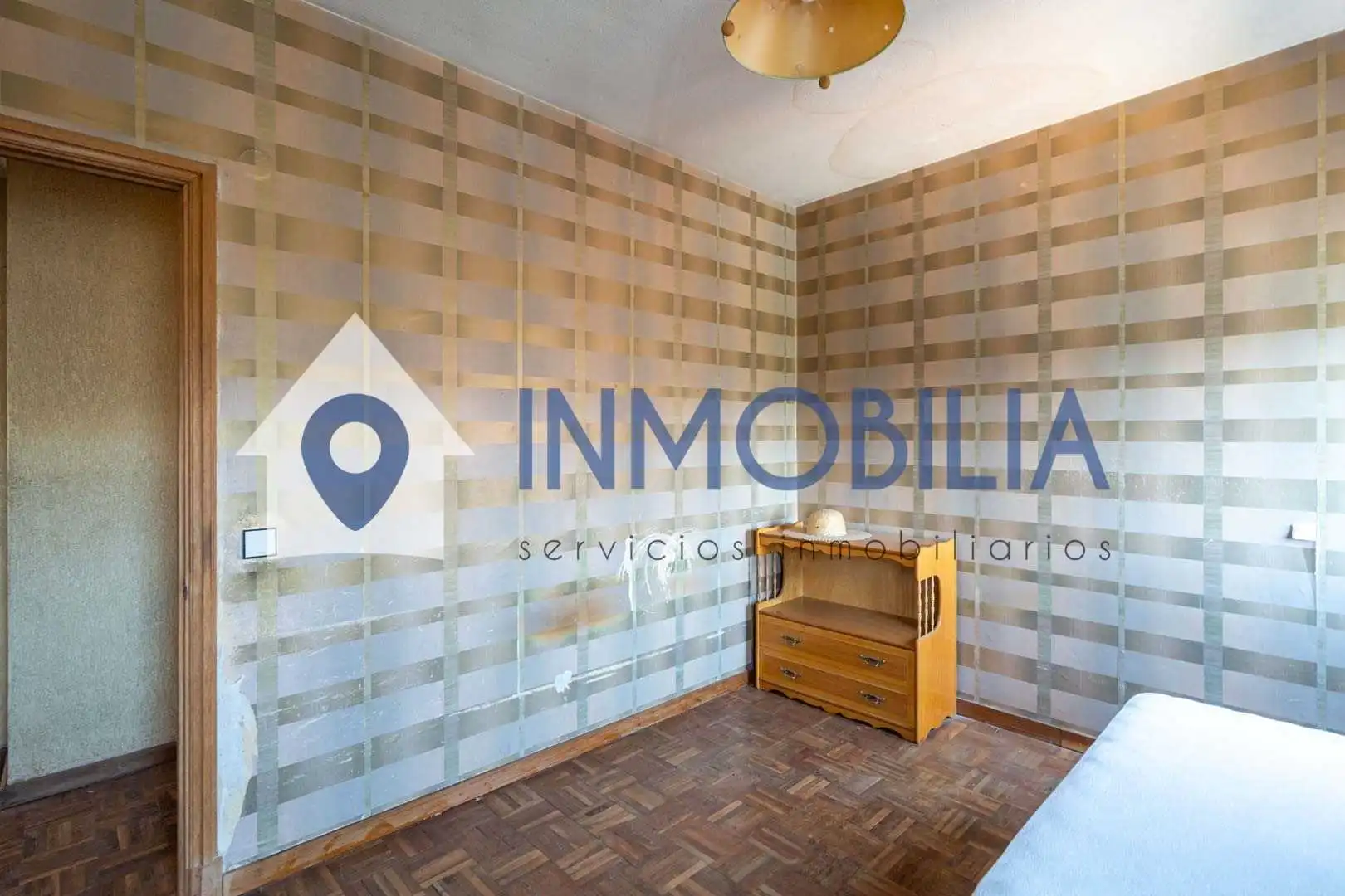Habitación de Ático en venta en Madrid con Calefacción y Terraza