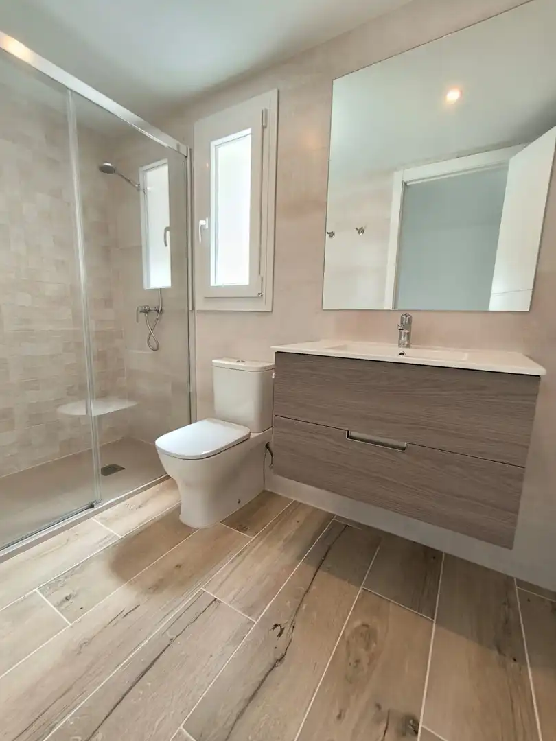 Bany de Apartament de lloguer en Marbella amb Aire condicionat, Terrassa i Traster
