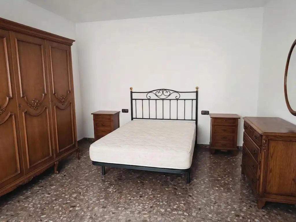 Dormitori de Casa adosada en venda en Almería amb Aire condicionat, Terrassa i Moblat